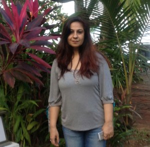 Meenakkshi Jaiin, mother of two teenage daughters